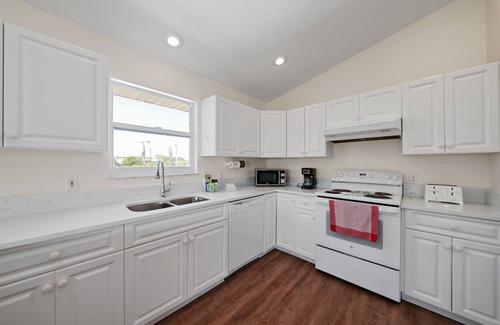 Anna Maria House | Spacious beach house with a beautiful view of the gulf