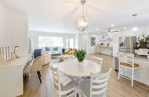 Central Naples House | Spacious & beautiful home with fast WiFi, central AC, patio, and W/D