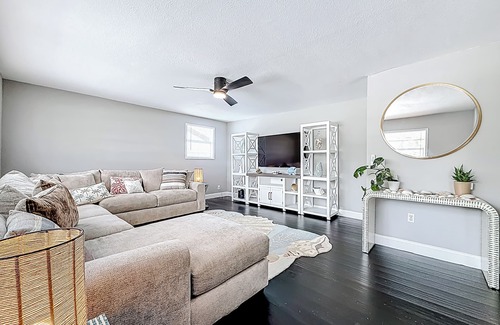 Pinellas Point House | Spacious home central to Downtown St. Pete and the Beach