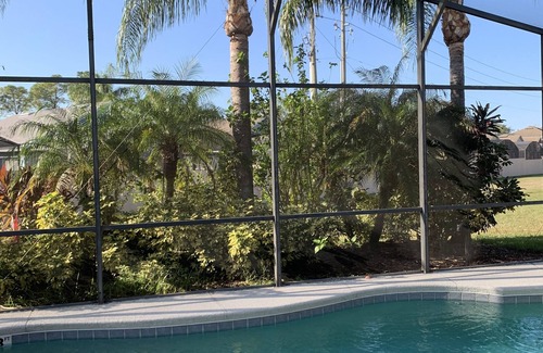 Haines City Villa | Spacious, LUXURY 4 bedroom villa with pool and spa close to Disney