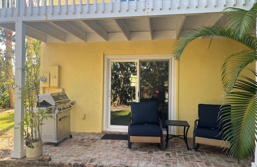 Melbourne Beach House | Spacious Oceanview located directly across from beach access - remodeled WIFI