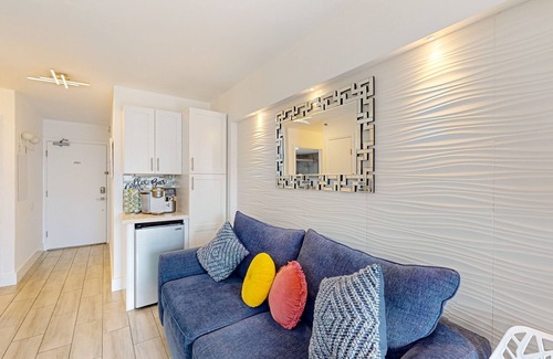East Daytona Apartment | Spacious oceanview studio condo with pool, beach access and washer/dryer