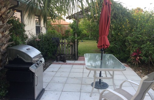 Indian Creek House | Sparkling Clean Home! Near Beach and Baseball Stadium! 🏟️