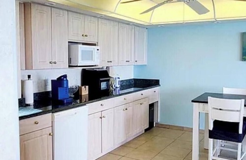 Ponce Inlet Condo | Spectacular views! Oceanfront 2-bed 2 ba condo at Sandcastle in Ponce Inlet.