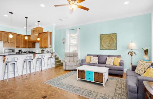 Villages of Crystal Beach House | Splish Splash Pet friendly Pool view