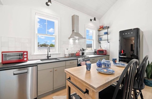 Historic Ybor Apartment | Studio flat ∙ 1 bedroom ∙ 4 guests