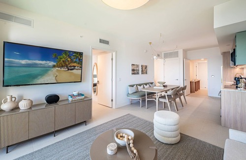 Downtown Miami Condo | Stunning brand new 3-bedroom condo in Downtown Miami with spectacular Bay Views!