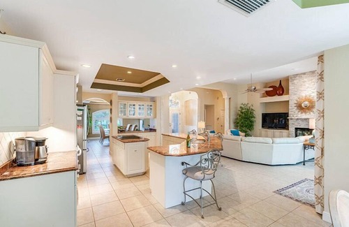 Beachview Country Club Estates House | Stunning Executive Golf Course Home Overlooking 7th Fairway! New to rental market!
