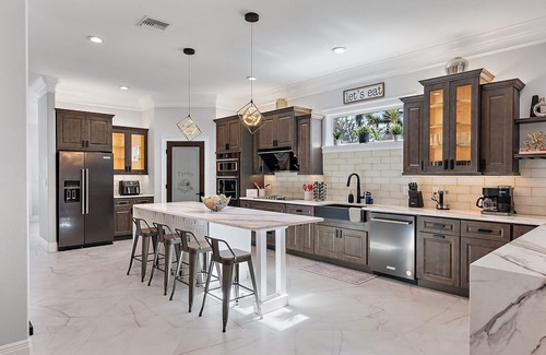 Pinellas Park House | Stunning house in Pinellas Park - Pool Heat Avail