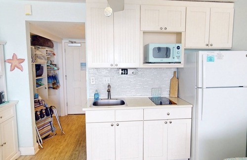 Treasure Island Condo | Stunning Views in this Beautifully Decorated Beachfront Studio with Private Balcony & Heated Pool