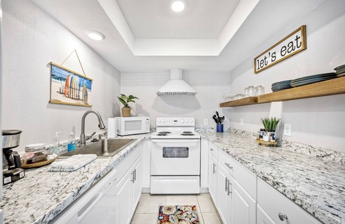 Port Canaveral House | "Sun Kissed Retreat: Enjoy 10% Off Your Summer & Fall Escape!"