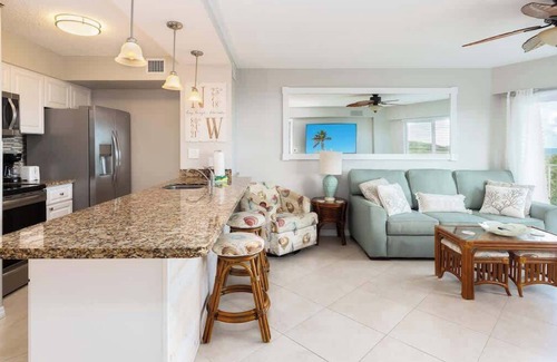 Tavernier Condo | Sunbeam Dream Oasis [Ocean Pointe 4211]