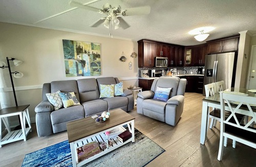 Fort Pierce Condo | Sunrise Dreamz - Steps from the Beach equipped with all you need!