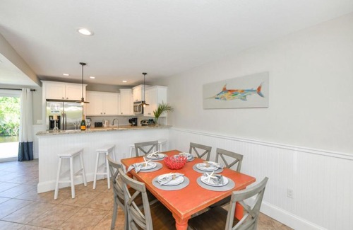 Anna Maria House | Sunrise Shore by AMI Locals