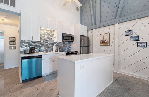 Sunset Beach Apartment | Sunset Beach Cozy boutique cottage with all the must have beach amenities
