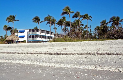 Sanibel Hotel | Sunset Beach Inn