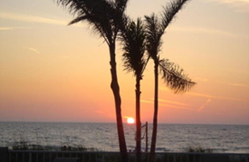 Indian Rocks Beach House | Sunset Paradise by Florida Lifestyle Vacation Rentals