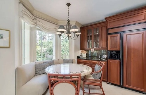 East Fort Lauderdale House | Surf House- Palatial Surf Mansion - Heated Pool