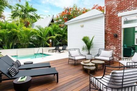 Historic Seaport House | Takeover at the Grand Maloney