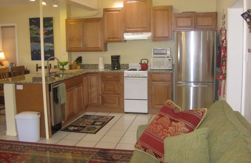 Siesta Key Apartment | Tangerine Dream, a peaceful getaway just 1.5 miles from beach & village