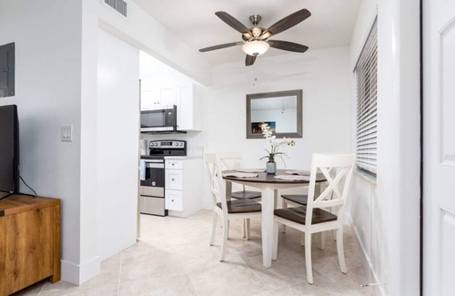 Wilton Manors Apartment | The Heart of Wilton #3