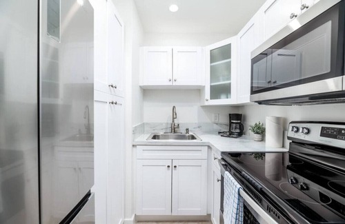 Wilton Manors Apartment | The Heart of Wilton #3