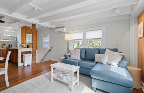 Fort Pierce House | The Old Apartment