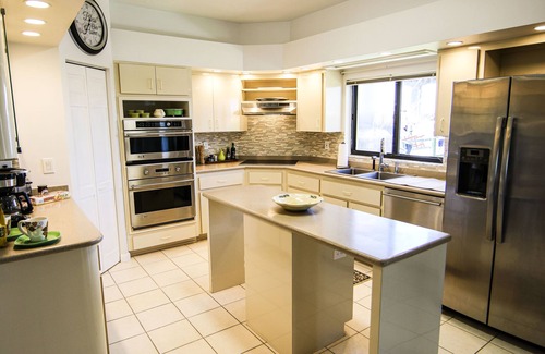 Port Orange House | The PLAYFUL PELICAN on Florida's Intercostal Waterway: Beach a few blocks away