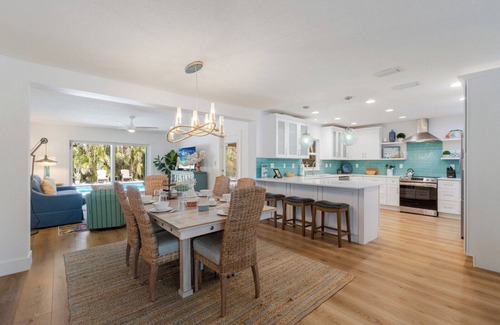 Anna Maria House | The Salted Coconut by Duncan Real Estate