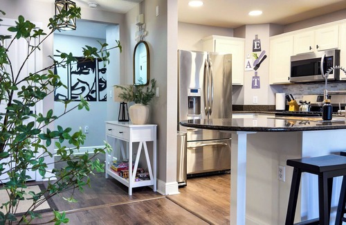 Reunion Apartment | Themed Luxury Apartment With Pools & JacuzzinnREUNION RESORT: Gym & Restaurants