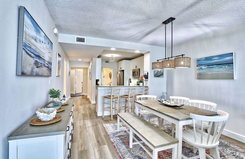 North Redington Beach Condo | Tides 2-423 - Coastal Beach Club with Fabulous Amenities!