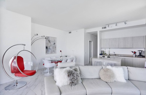 Hallandale Beach Condo | Top Floor Penthouse Oceanfront Best View in Hollywood