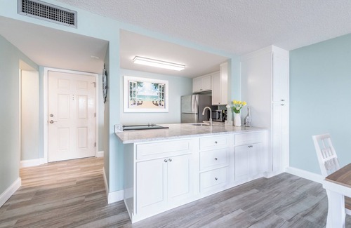 Cocoa Beach Condo | Top-Floor Penthouse Retreat with Panoramic Direct Beach Views