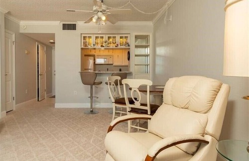Marco Island House | Tradewinds 403- Enjoy Sunsets from the Balcony!