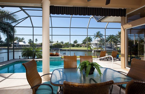 Marco Island House | True 1st Class Luxury-Big SW Views, 6 Bikes,Walk to Beach, Weber Grill and more.