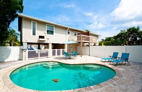 Holmes Beach House | Turtle Nest