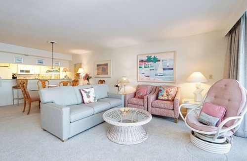 Biggar Condo | Two Bedroom, Bay Front Condo - Sanibel Harbour Resort 214 - H