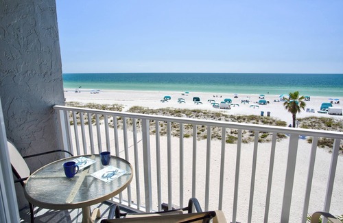 Treasure Island Condo | Unit 413 - Picture Perfect 4th Floor Beachfront Stateroom. Elegant Accommodations. Incredible View.