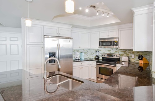 Fort Walton Beach - Destin Condo | Updated chic, modern beachfront condo w/private balcony!