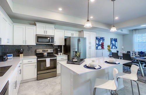 Kissimmee Condo | Updated Condo, 5 mi to Disney, On-site Water Park!