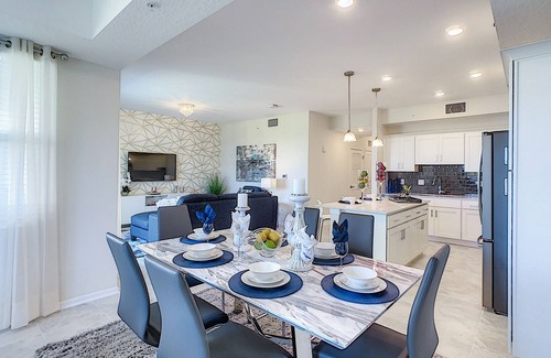 Kissimmee Condo | Updated Condo, 5 mi to Disney, On-site Water Park!