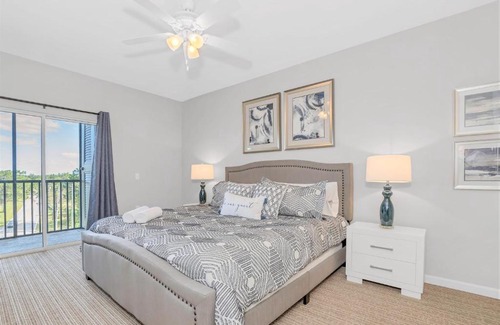 West Kissimmee Apartment | Upscale 3BR Near Disney - Pool and Hot Tub!