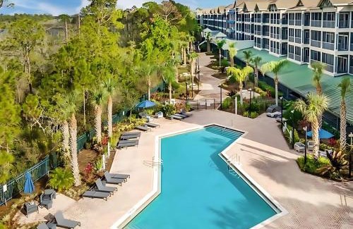 West Kissimmee House | Upscale 3BR Near Disney - Pool and Hot Tub!
