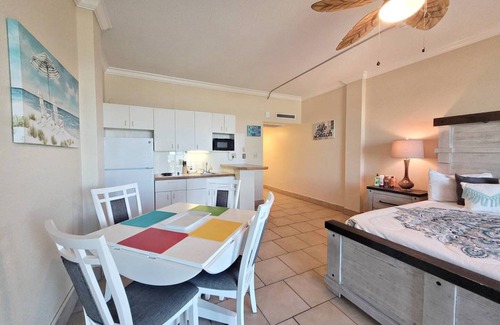 Daytona Beach Shores Condo | 36 m² Condo ∙ 1 bedroom ∙ 4 guests