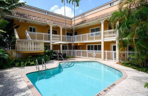 Hendricks and Venice Isles Apartment | 111 m² Apartment ∙ 2 bedrooms ∙ 5 guests