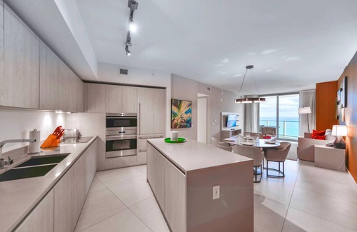 Hollywood South Central Beach Apartment | 79 m² Apartment ∙ 1 bedroom ∙ 4 guests