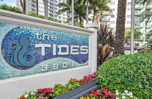Hollywood South Central Beach Condo | 81 m² Condo ∙ 2 bedrooms ∙ 6 guests