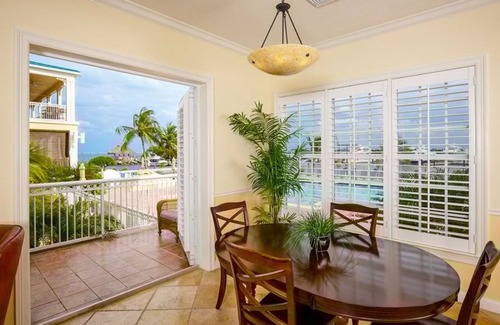 Key West Apartment | Apartment ∙ 2 bedrooms ∙ 6 guests