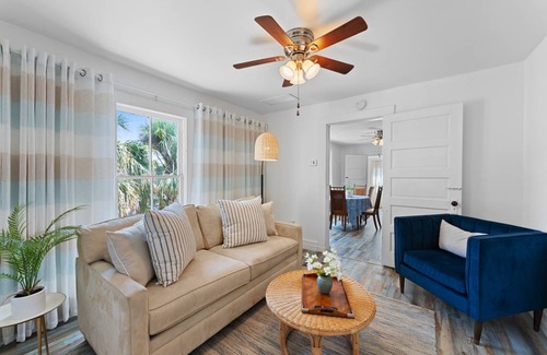 Historic District Apartment | Apartment ∙ 2 bedrooms ∙ 4 guests