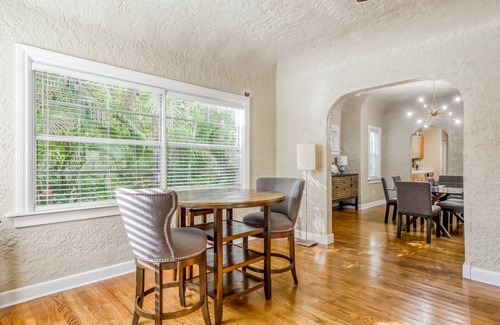 Old Northwood House | 133 m² House ∙ 2 bedrooms ∙ 6 guests